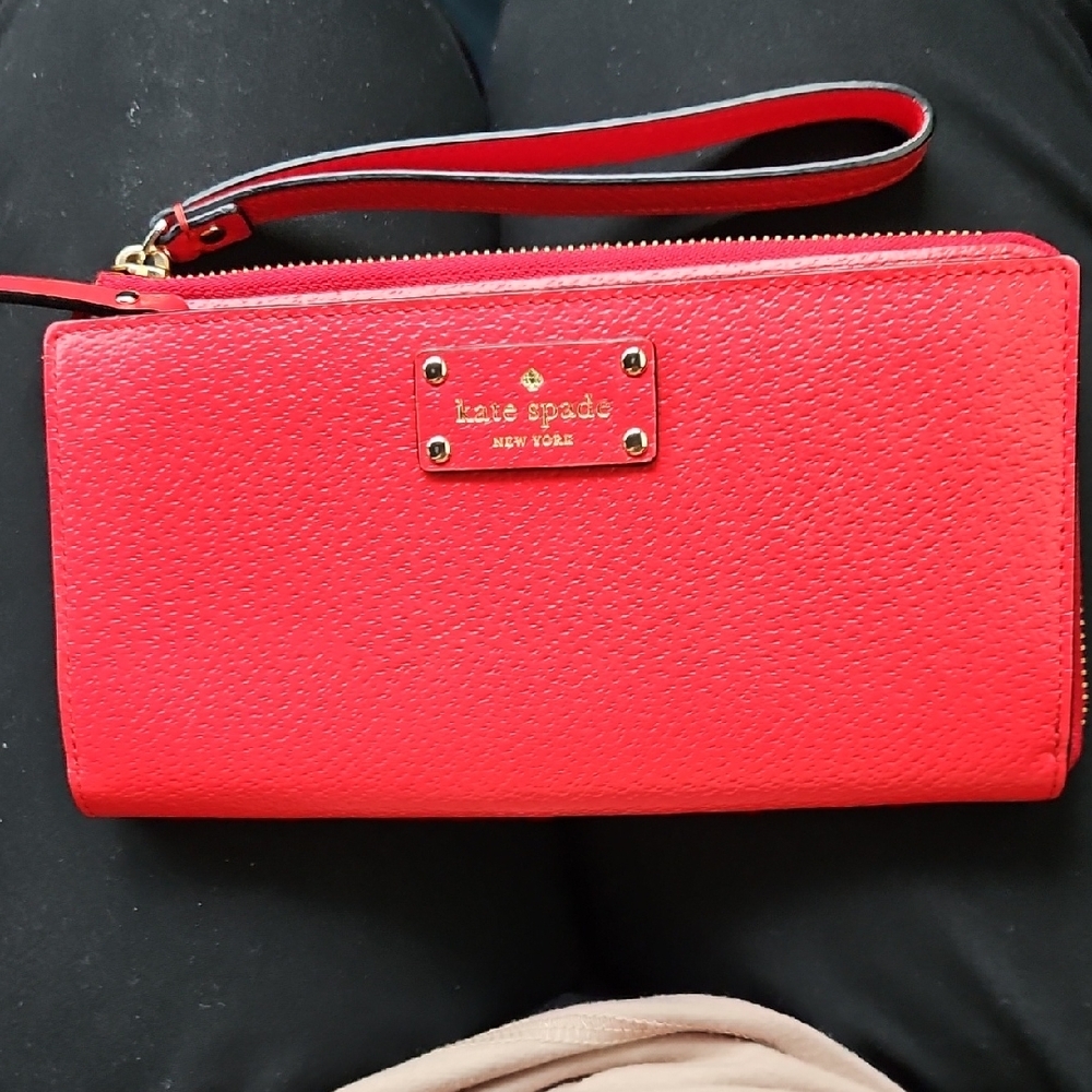 Kate Spade Vibrant Red Wristlet